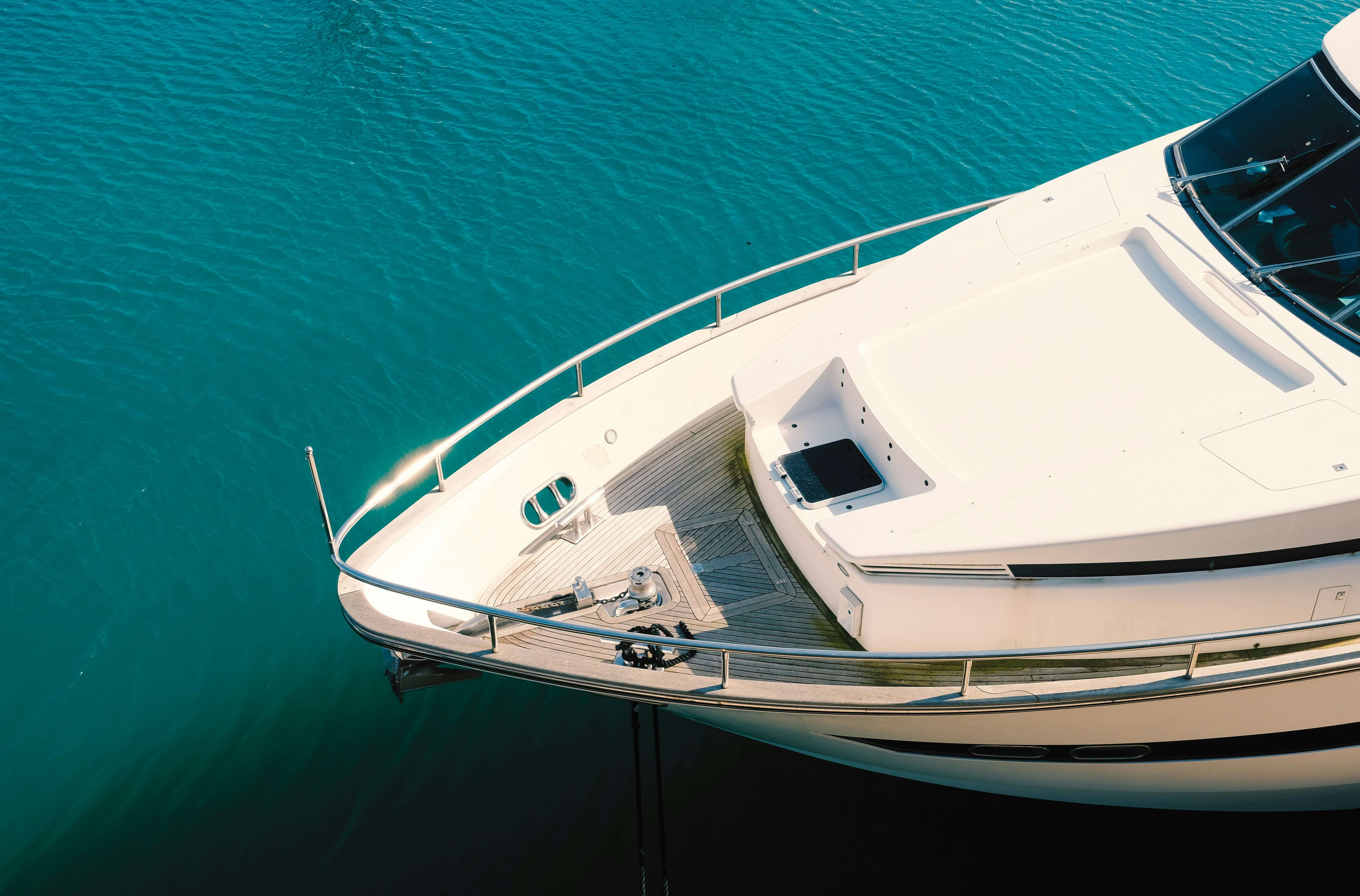 the front of a yatch in Dubai waters
